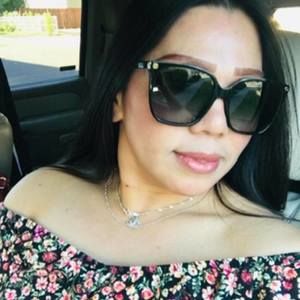 Meet your Posher, Marieta